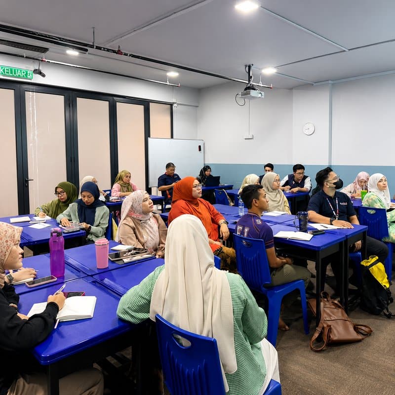 Falih Junior teachers learning together